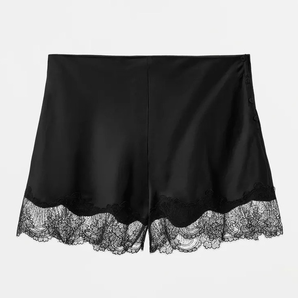 Zara Pants - ZARA SATIN LACE SHORTS